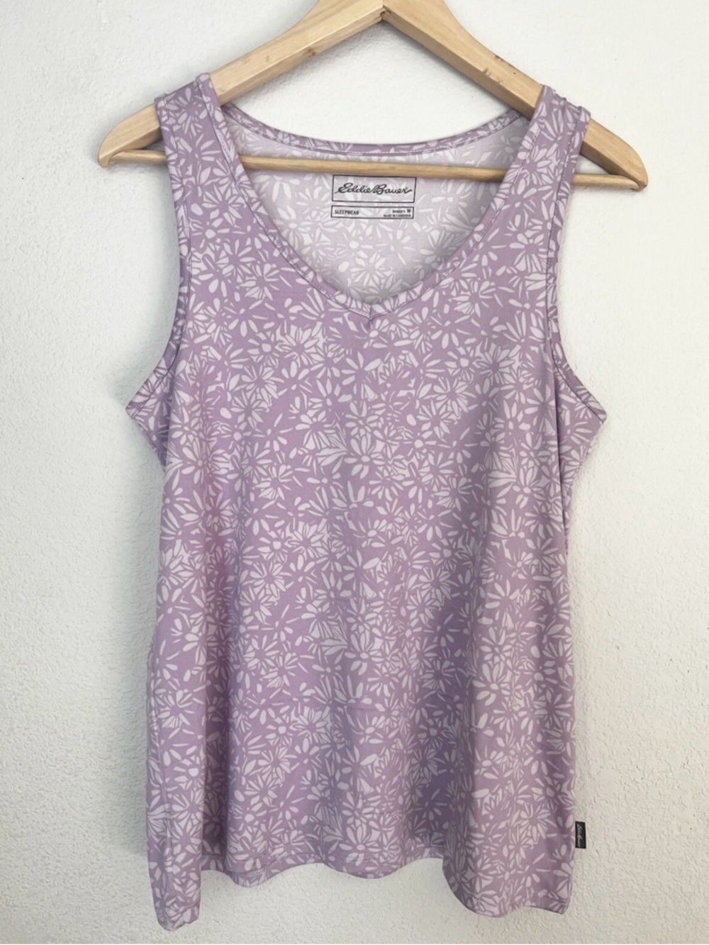 Eddie Bauer Women’s M Light Purple Floral Sleeveless Sleepwear Knit Pajama Top
